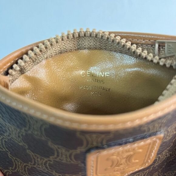 Authentic Vintage Celine Macadamia Blason Coin Purse - Picture 4 of 7